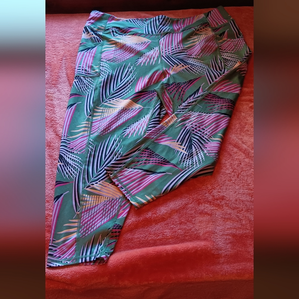 PRO Player athletic spandex capris, MultiColor, size 3x
